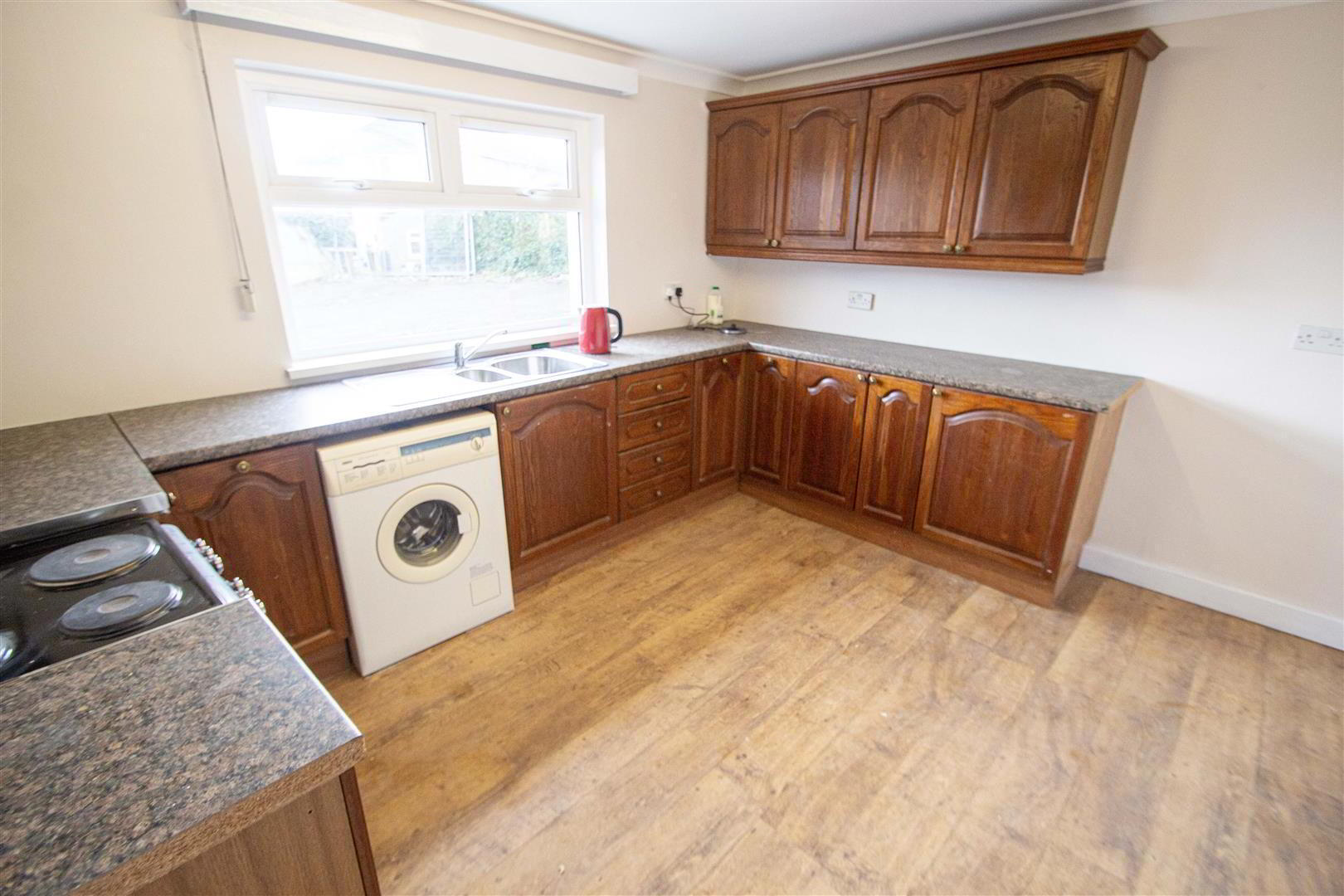 78 Upper Dunmurry Lane 9 of 48