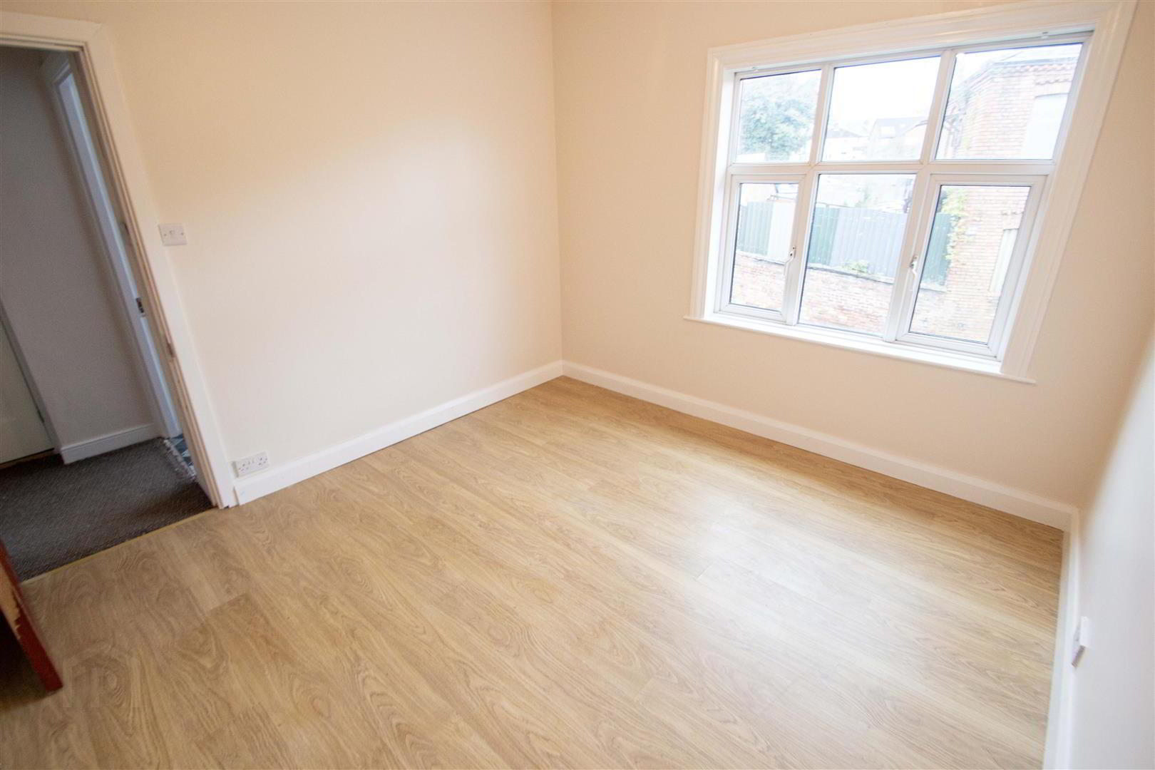 78 Upper Dunmurry Lane 13 of 48