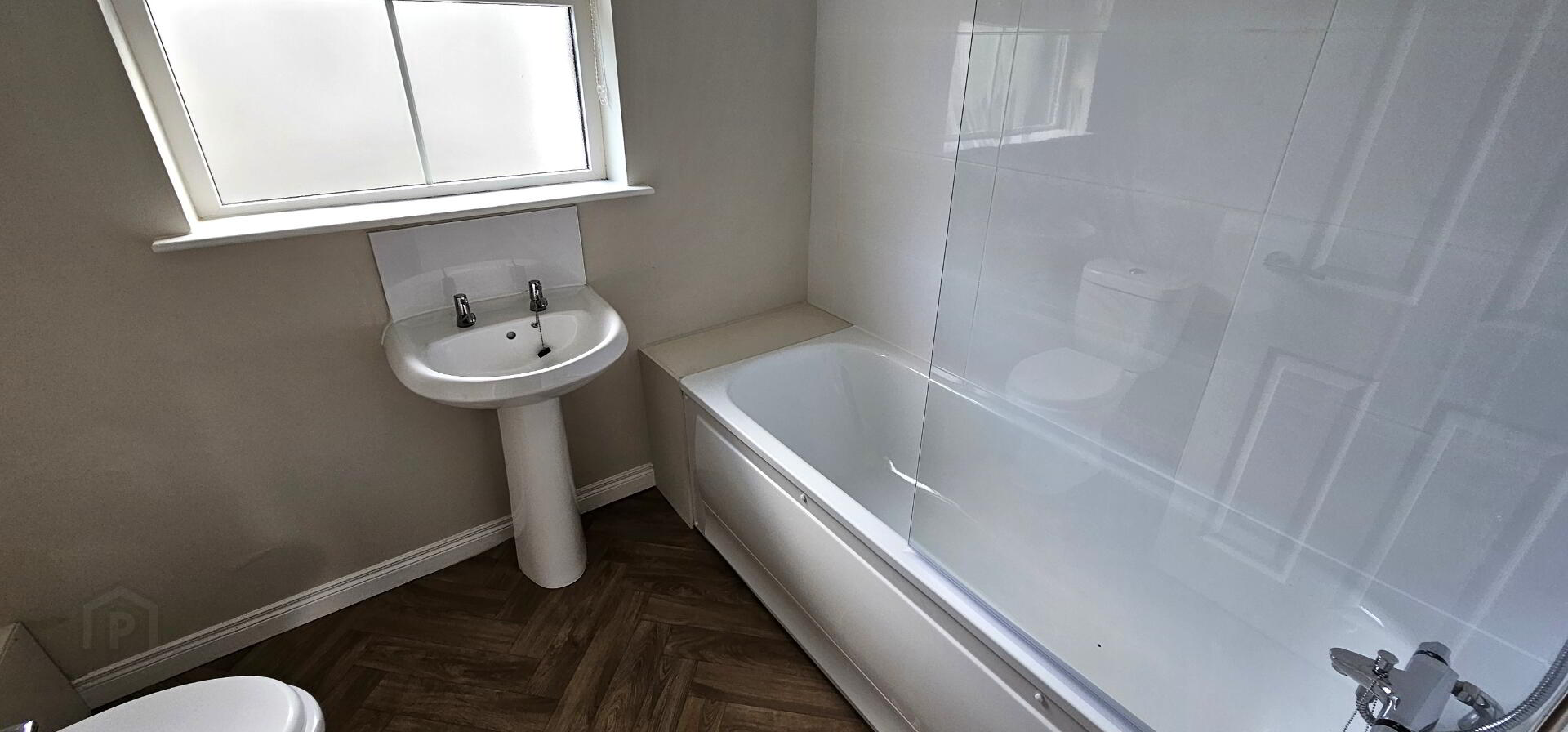 15 Millburn Mews 5 of 5