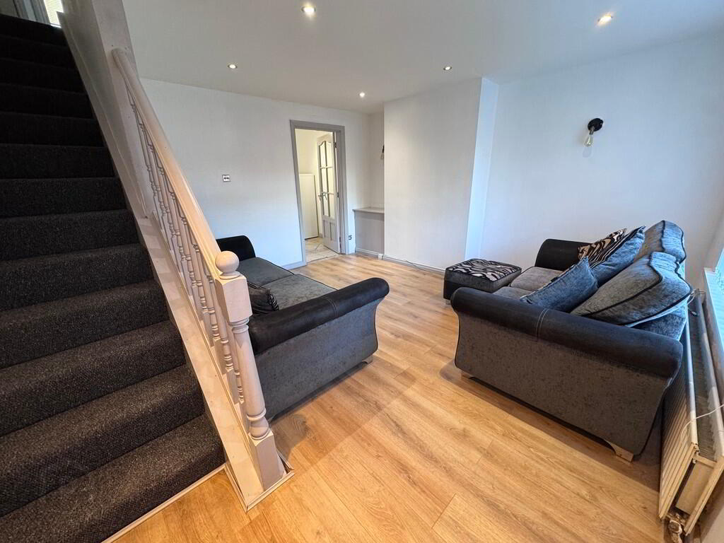 797 Crumlin Road 5 of 12