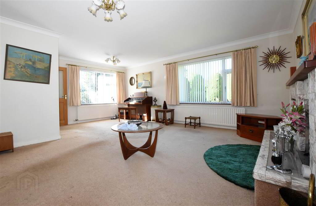 6 Brooklands Road 8 of 28