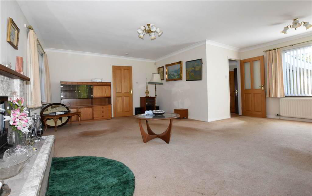 6 Brooklands Road 7 of 28