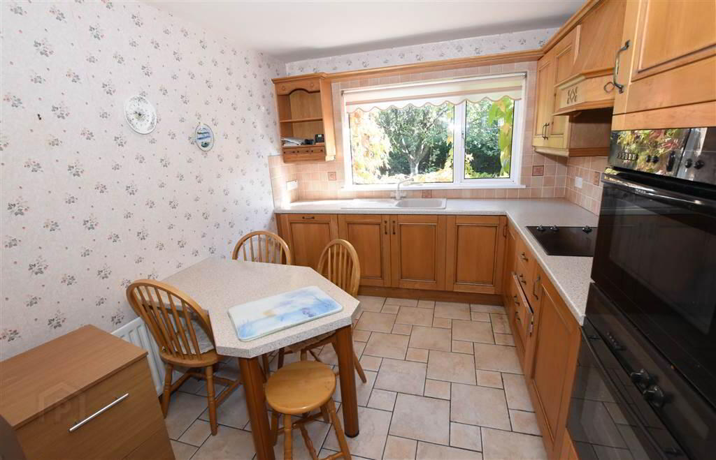 6 Brooklands Road 13 of 28