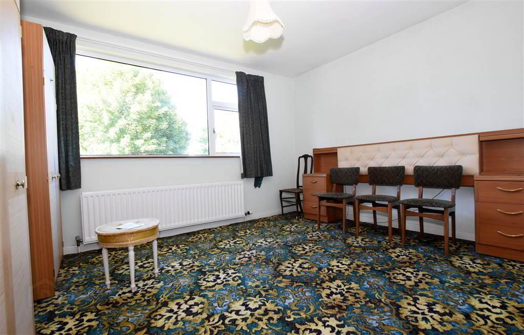 6 Brooklands Road 18 of 28