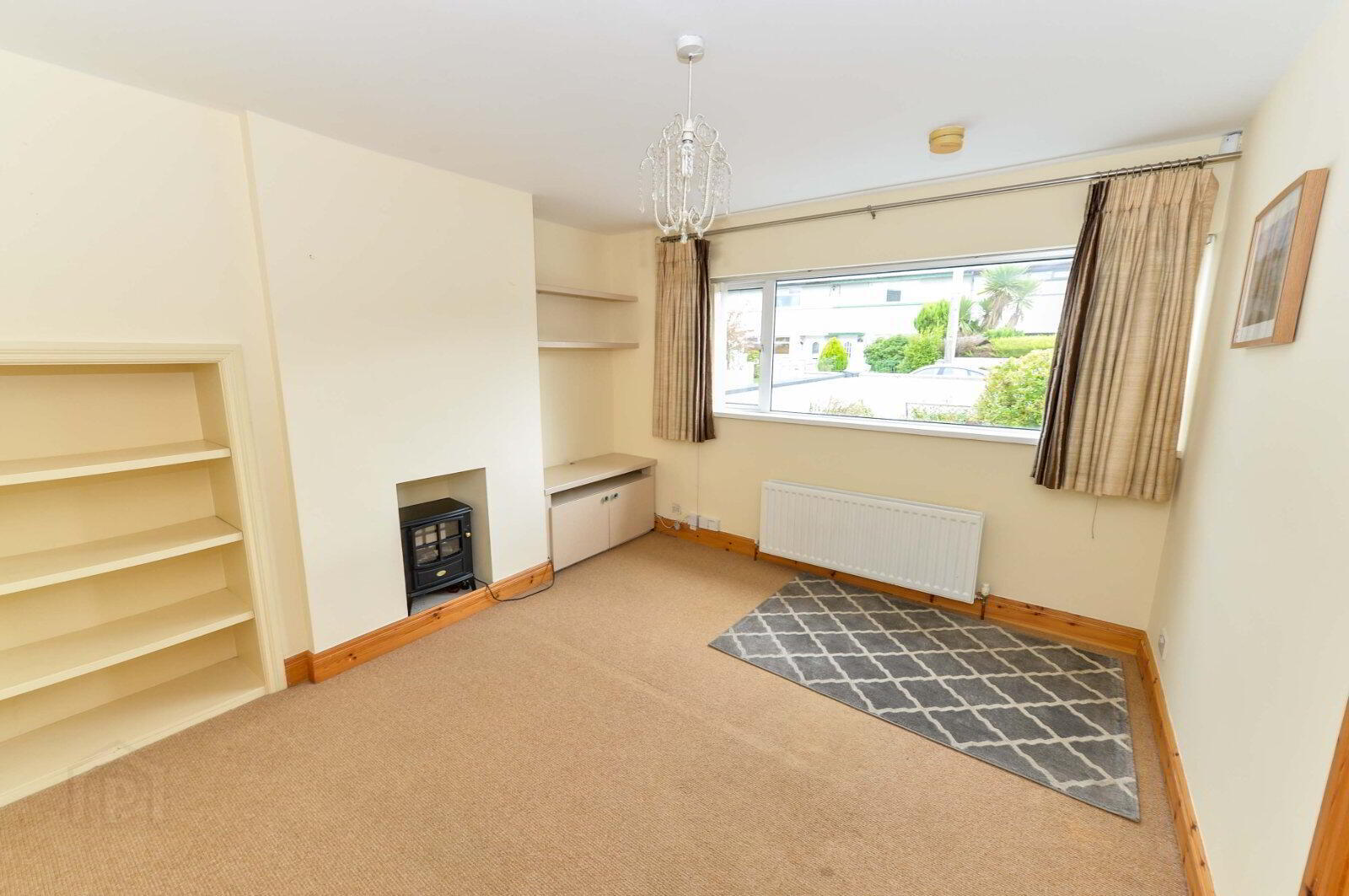 2 Somme Drive 3 of 17