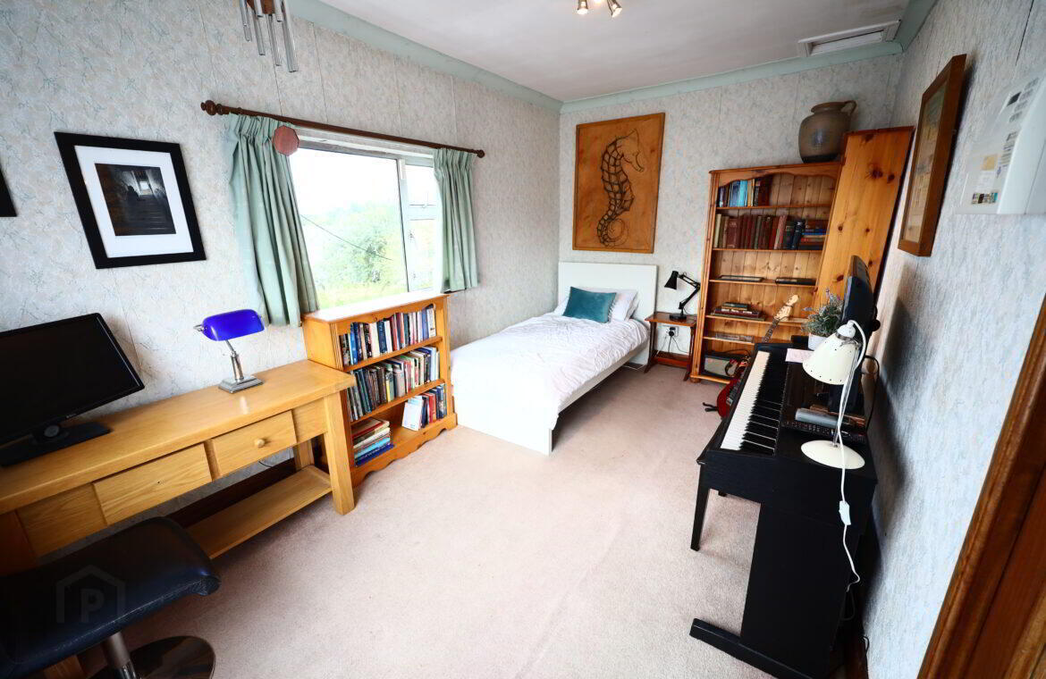 Greystones, 18 Palaceanne Lawn 13 of 23