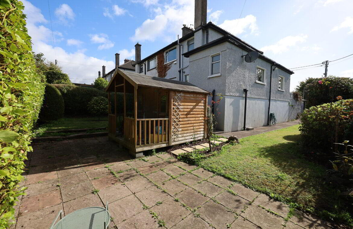 Greystones, 18 Palaceanne Lawn 21 of 23