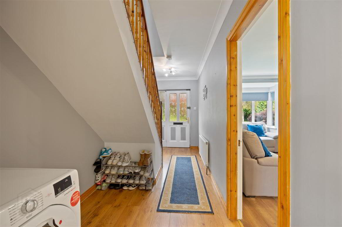 10 Upper Clevedon 5 of 66