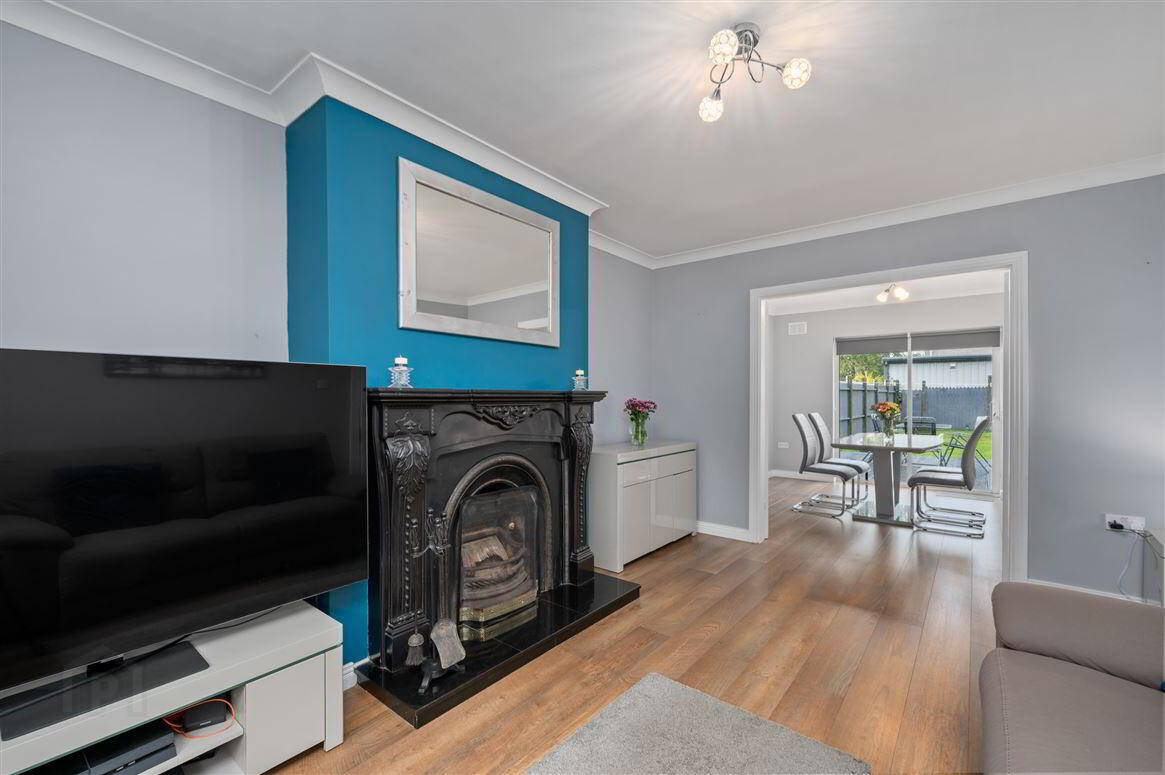 10 Upper Clevedon 16 of 66