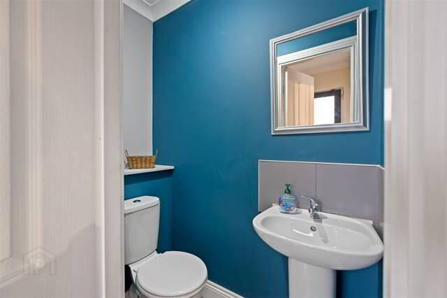 10 Upper Clevedon 44 of 66