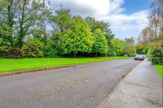 10 Upper Clevedon 66 of 66