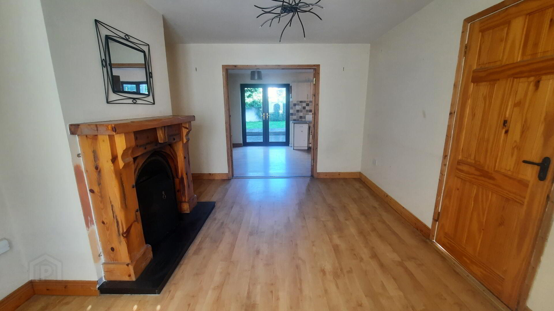 9 Knappaghmore Crescent 5 of 29