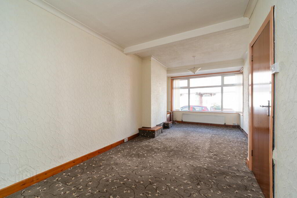 2 Clarendon Avenue 5 of 24