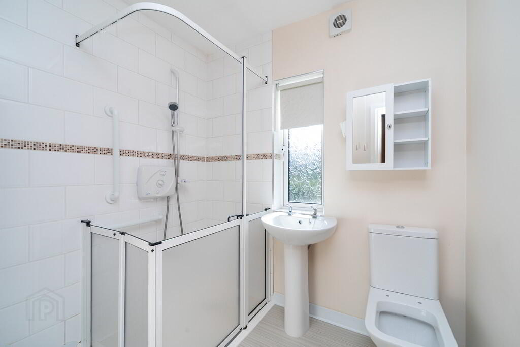 2 Clarendon Avenue 19 of 24