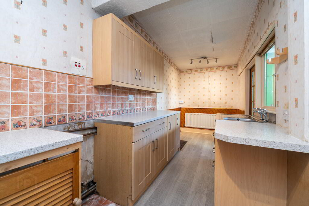 2 Clarendon Avenue 10 of 24