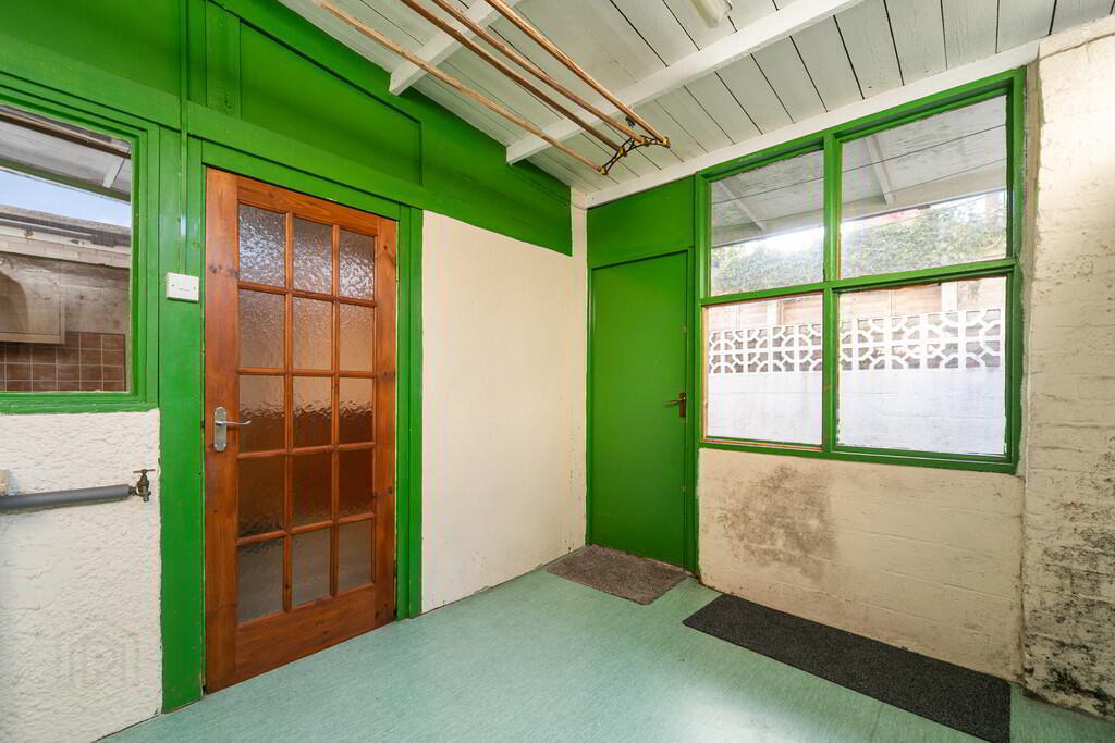 2 Clarendon Avenue 20 of 24