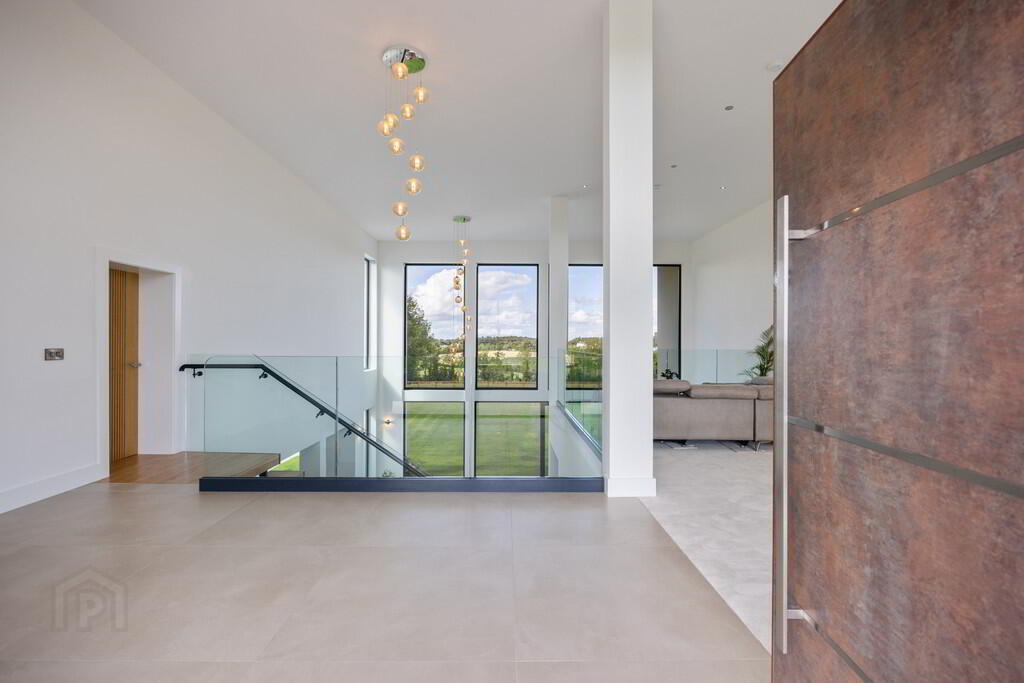 38a Clogher Road 4 of 83