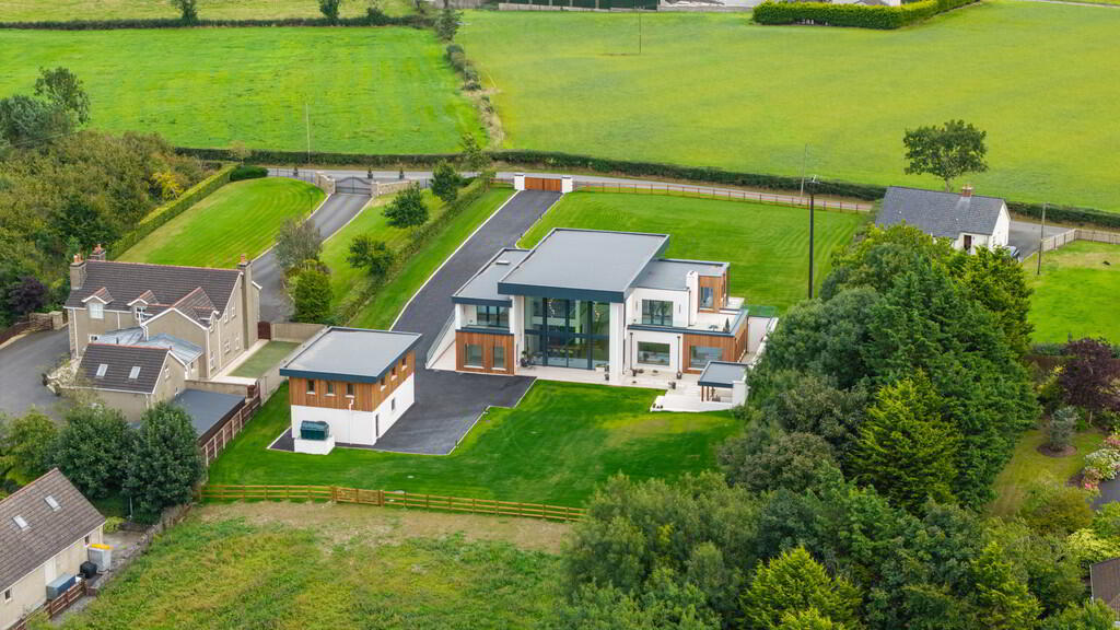 38a Clogher Road 58 of 83