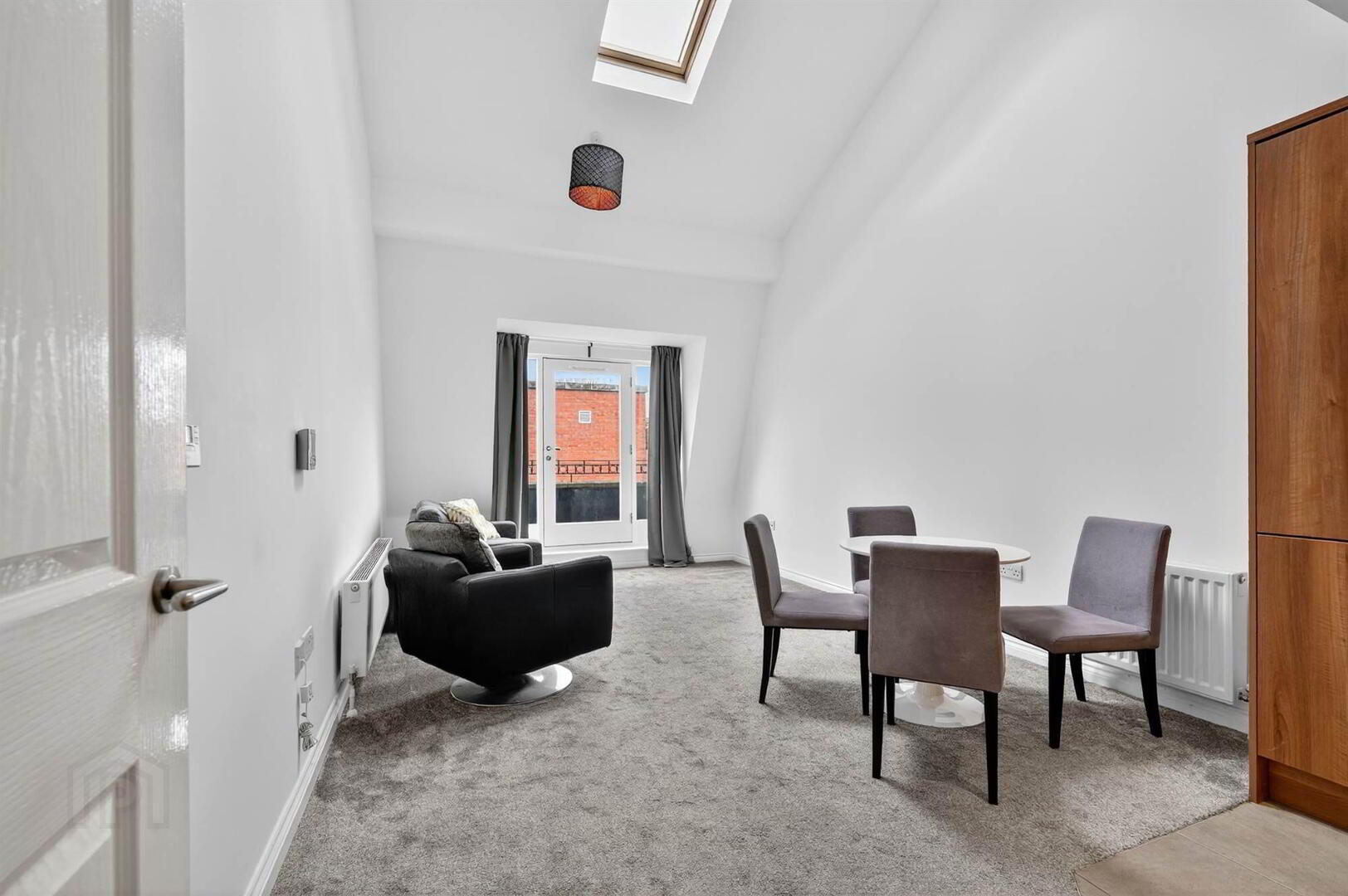 604 Saint Annes Square, Albert Court, 7 Edward Street 6 of 19