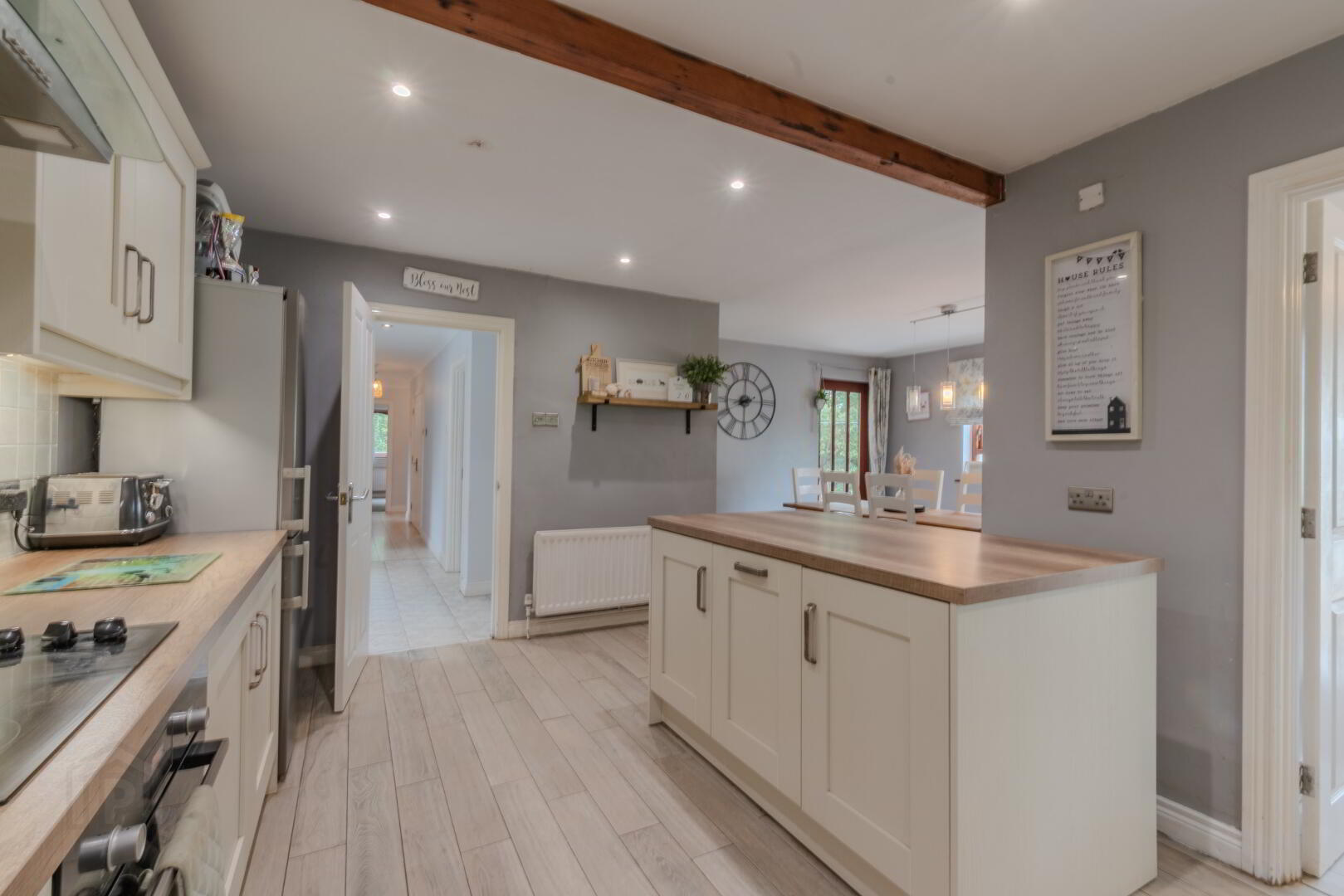 14 Maxwells Road 13 of 38