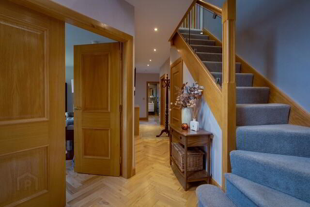 3 Slaughterford Road 4 of 51