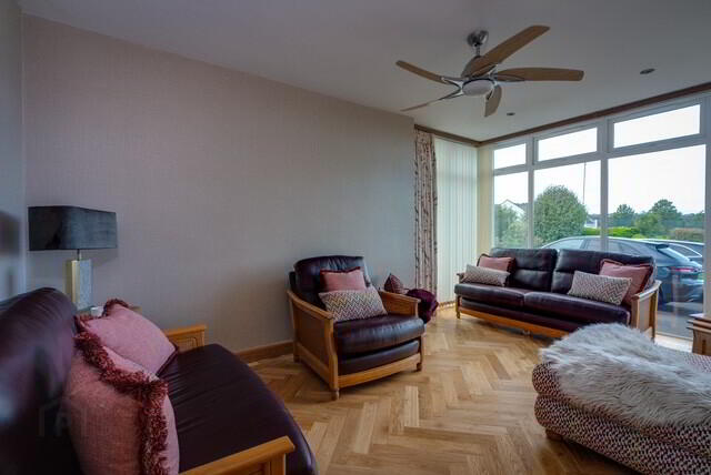 3 Slaughterford Road 7 of 51