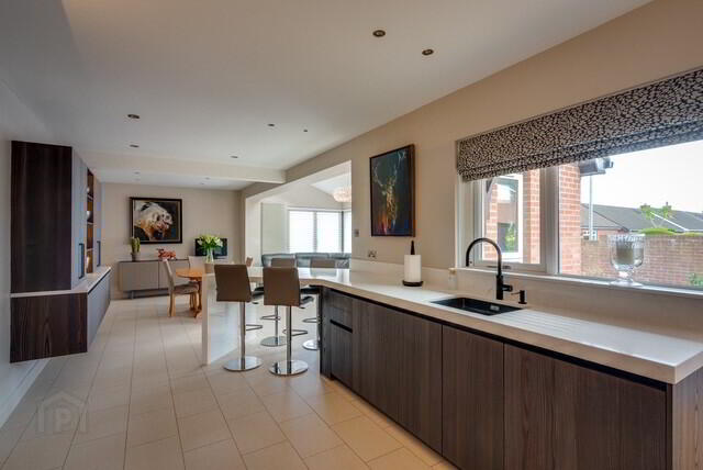 3 Slaughterford Road 10 of 51