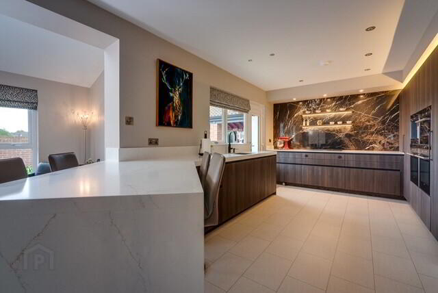 3 Slaughterford Road 12 of 51