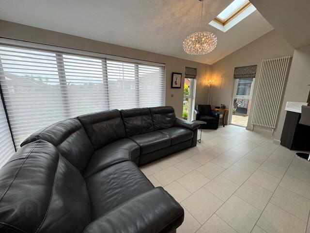 3 Slaughterford Road 18 of 51