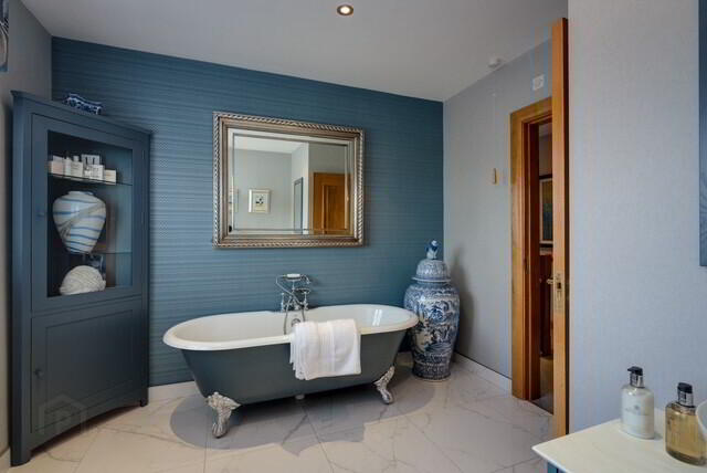 3 Slaughterford Road 32 of 51