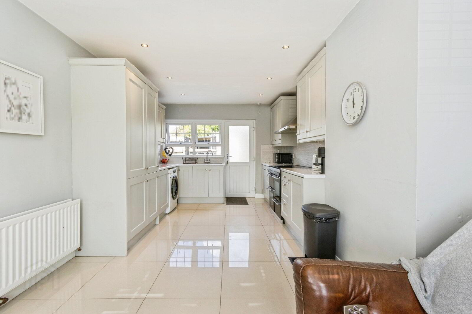 5 Skipperstone Road 6 of 21