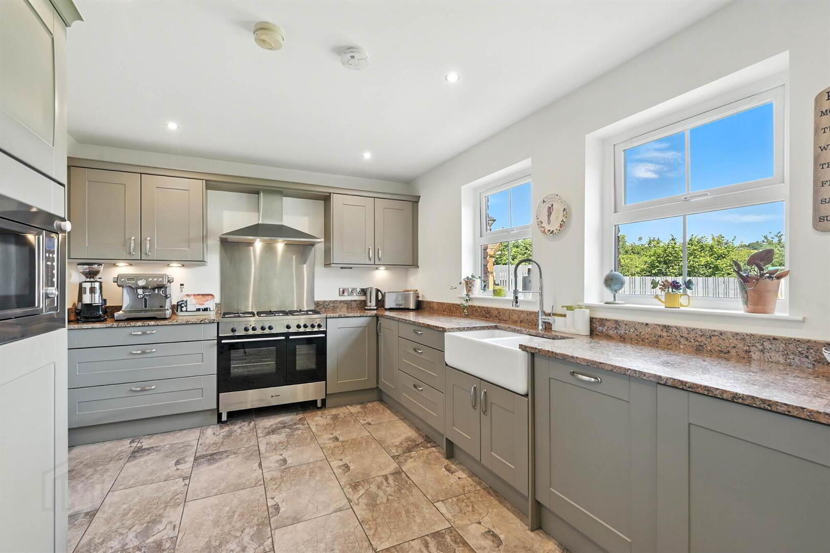 4 Millreagh Drive 13 of 30