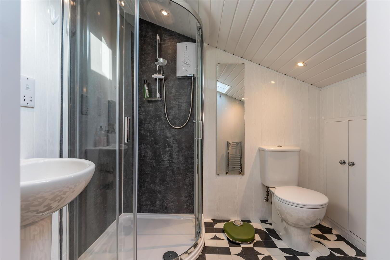 69 Silverbirch Road 19 of 29