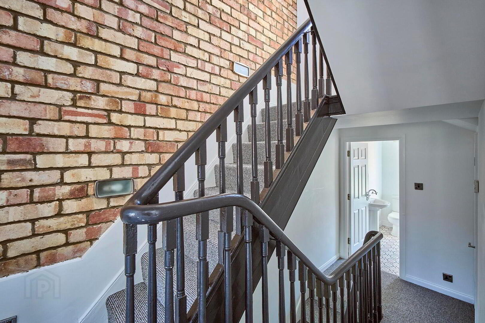 21b King Street 9 of 18