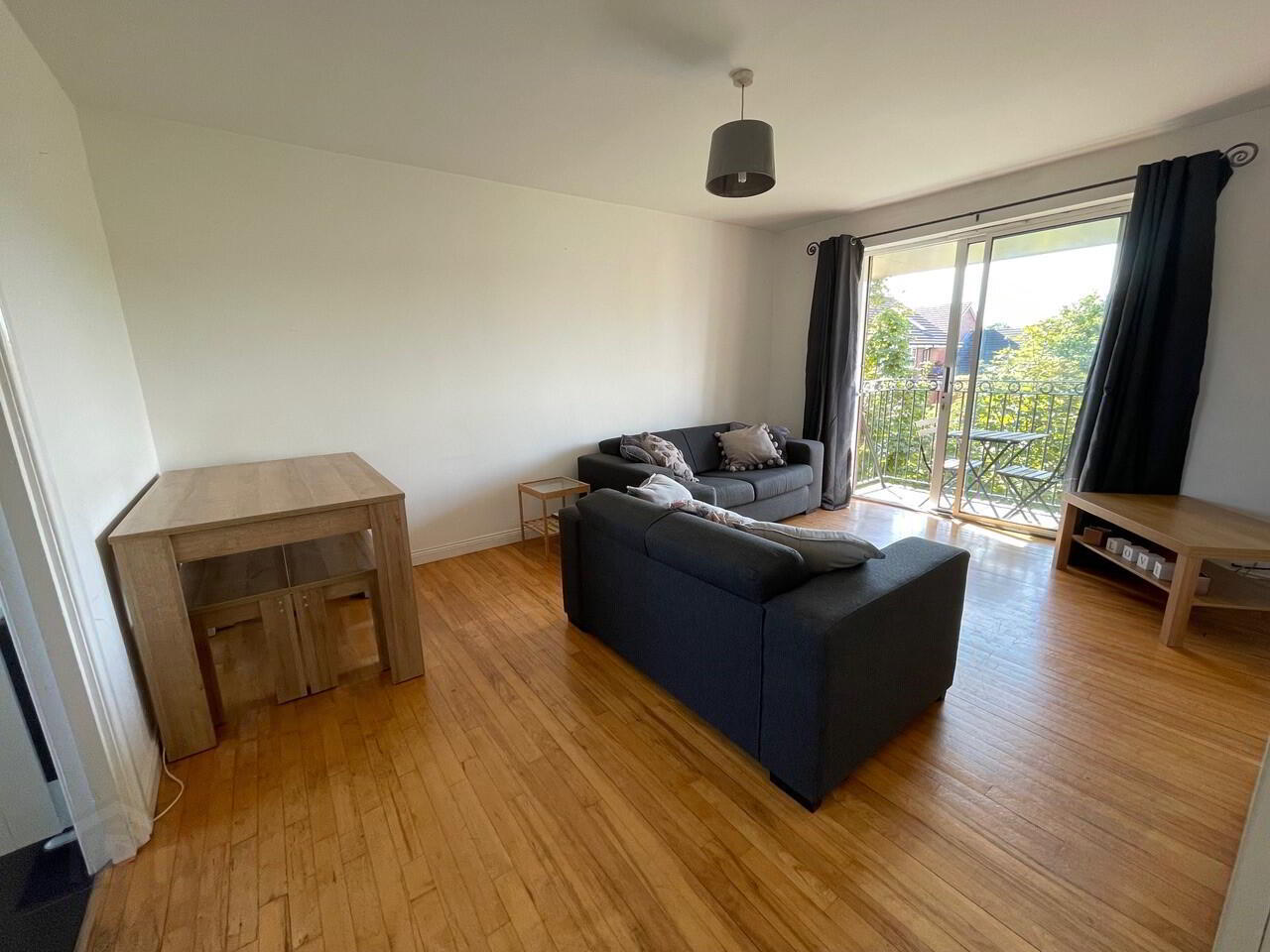 60 Ardenlee Crescent 2 of 9