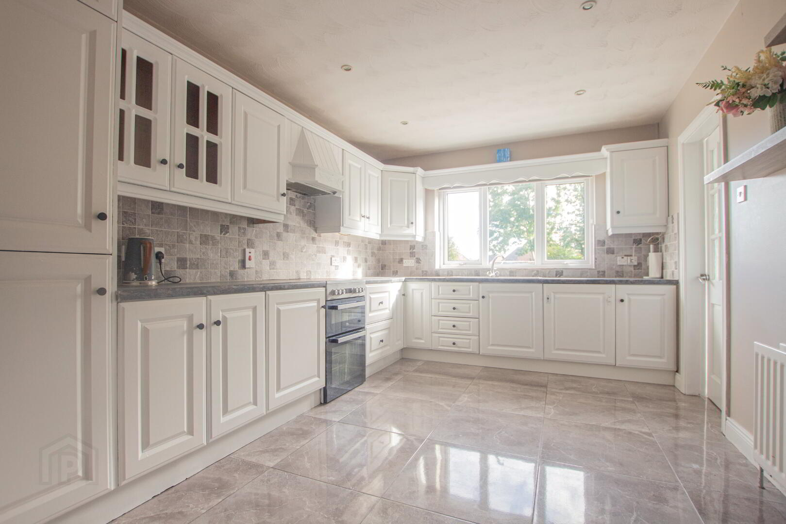 4 Beechland Drive 7 of 19