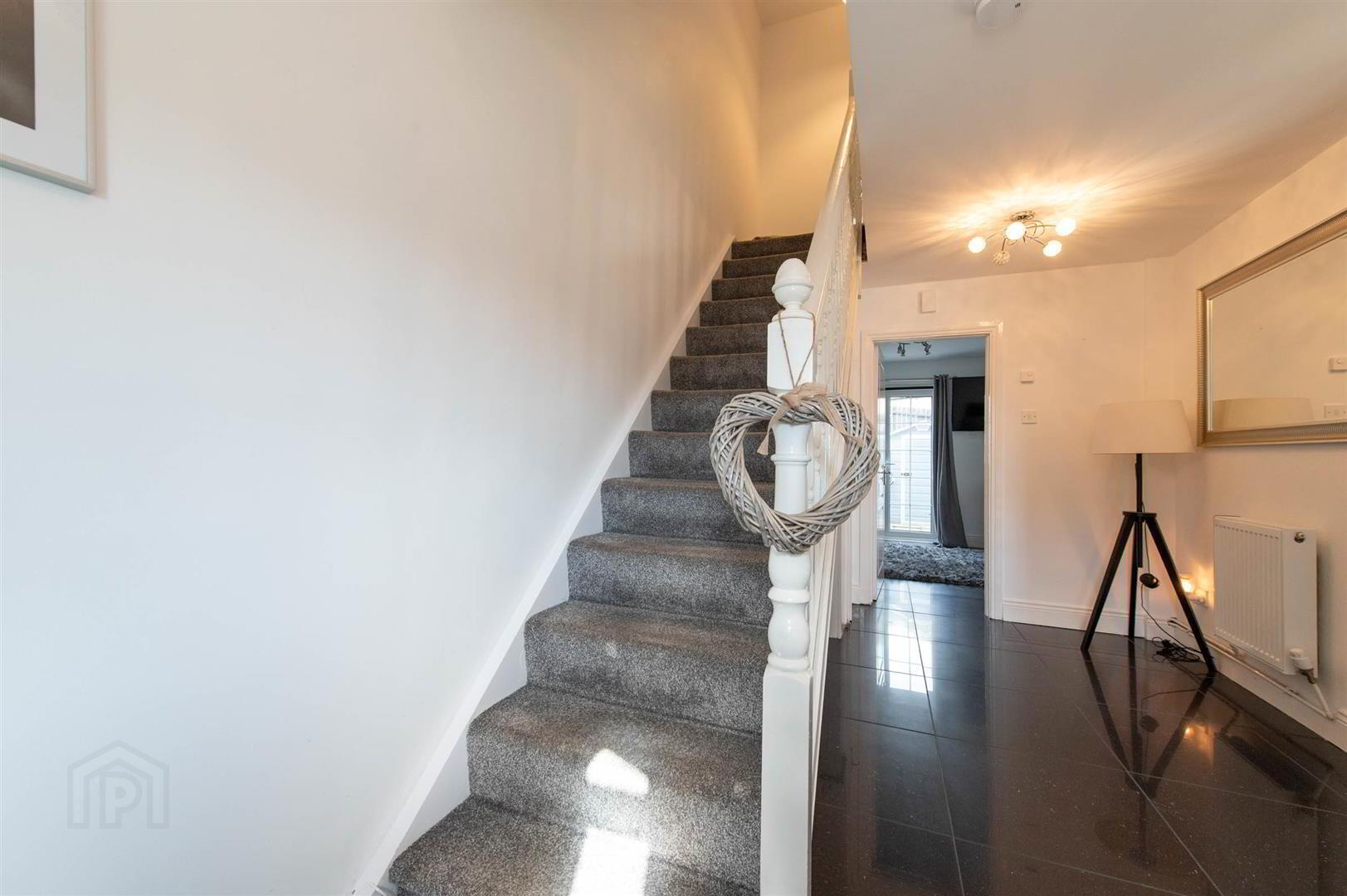 2 Struell Crescent 15 of 27