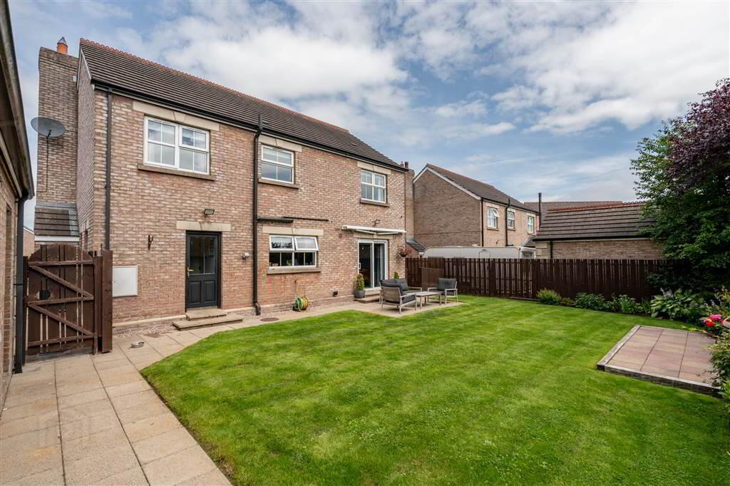 18 Rosses Farm 5 of 54