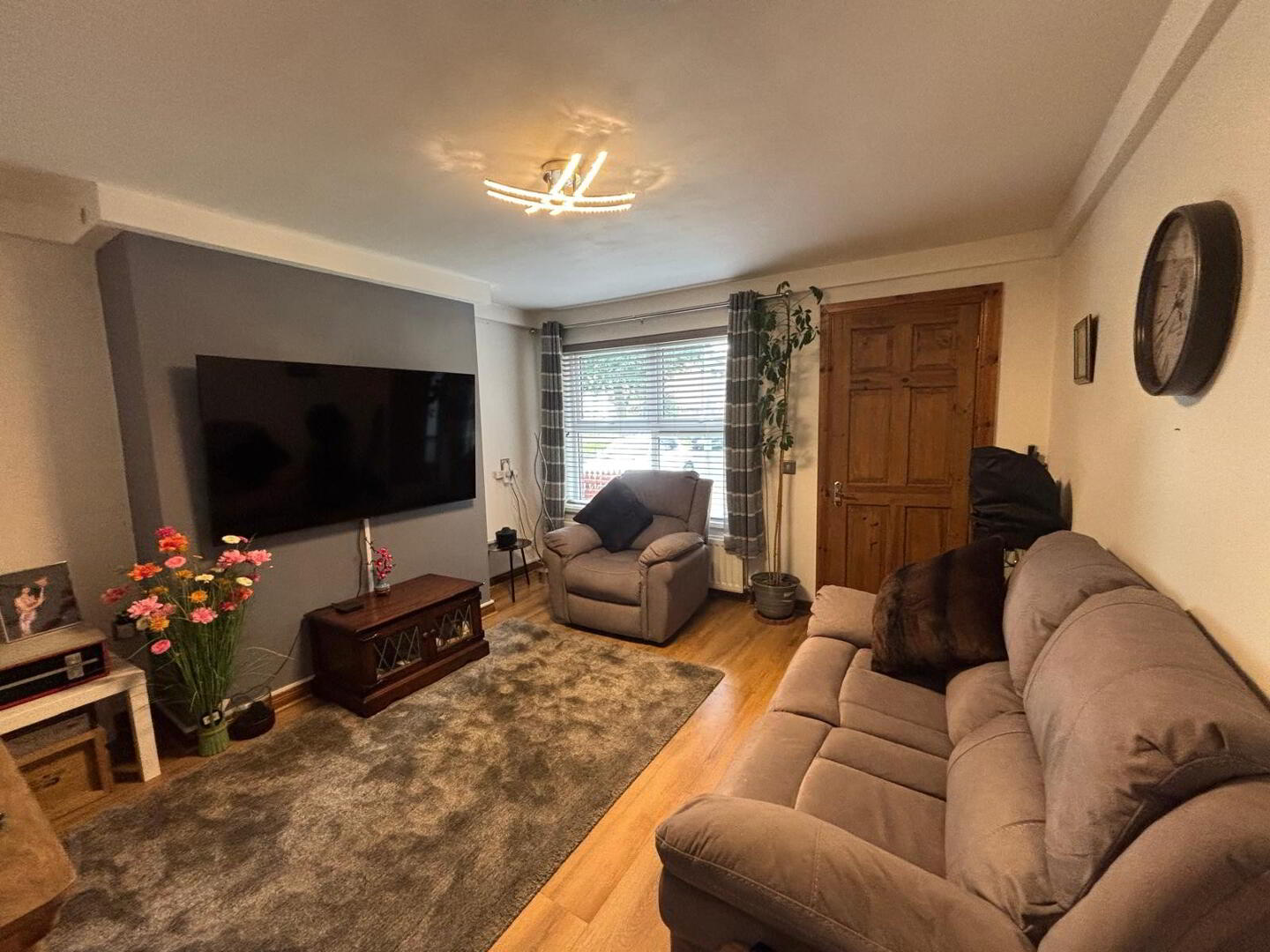4 Willowbrook Drive 3 of 10