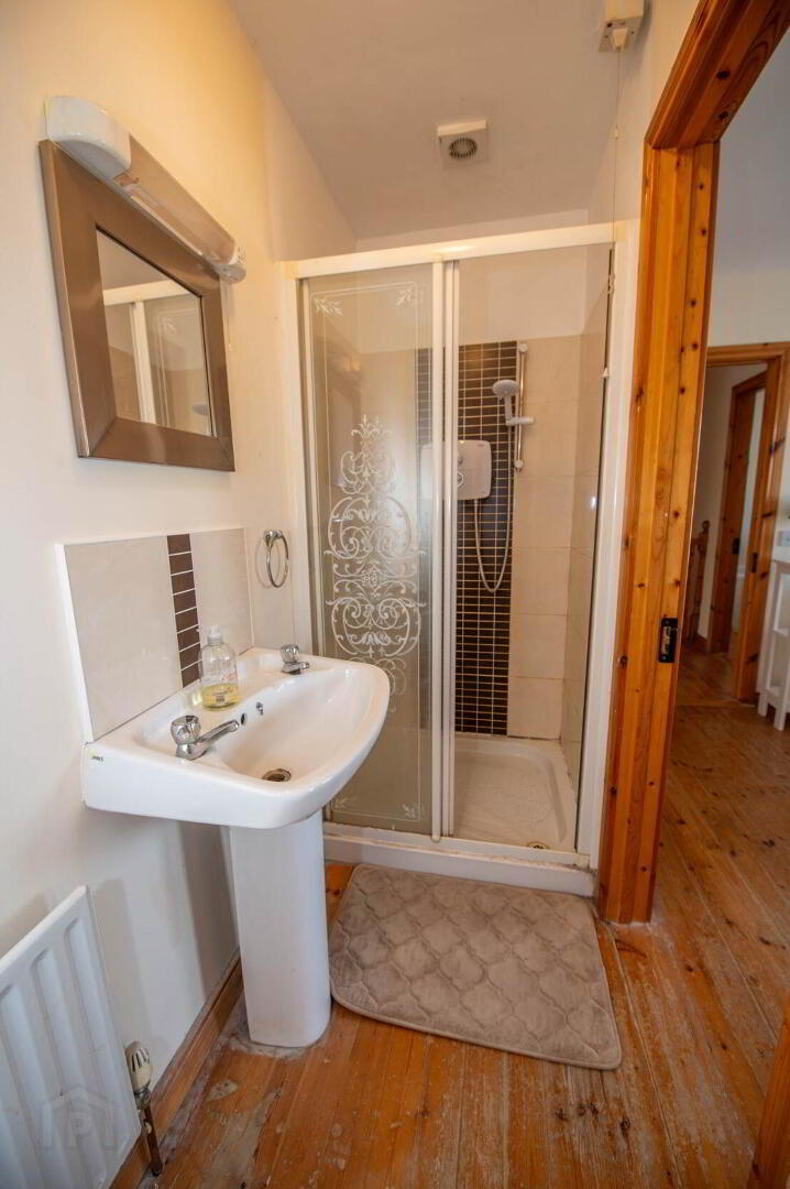 38 Beechwood Park 23 of 46