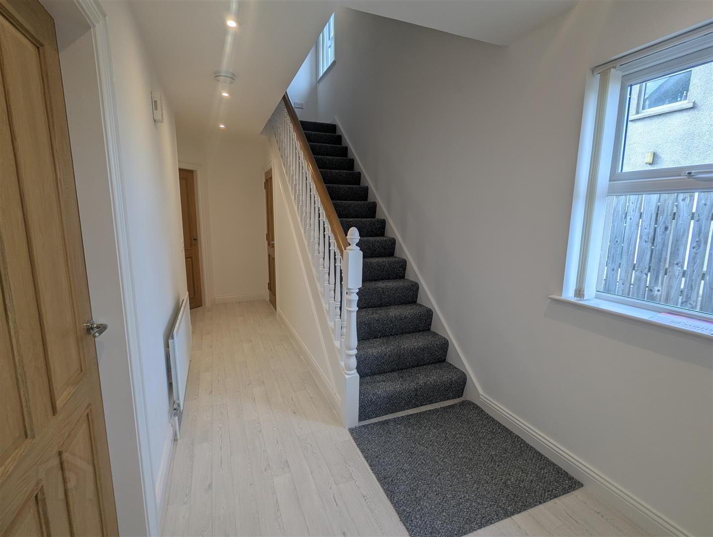 6 Edenmore Crescent 3 of 17