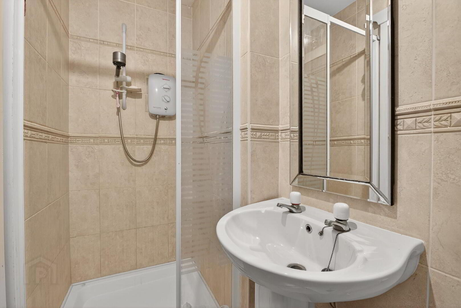 39 Magheramenagh Drive 17 of 29
