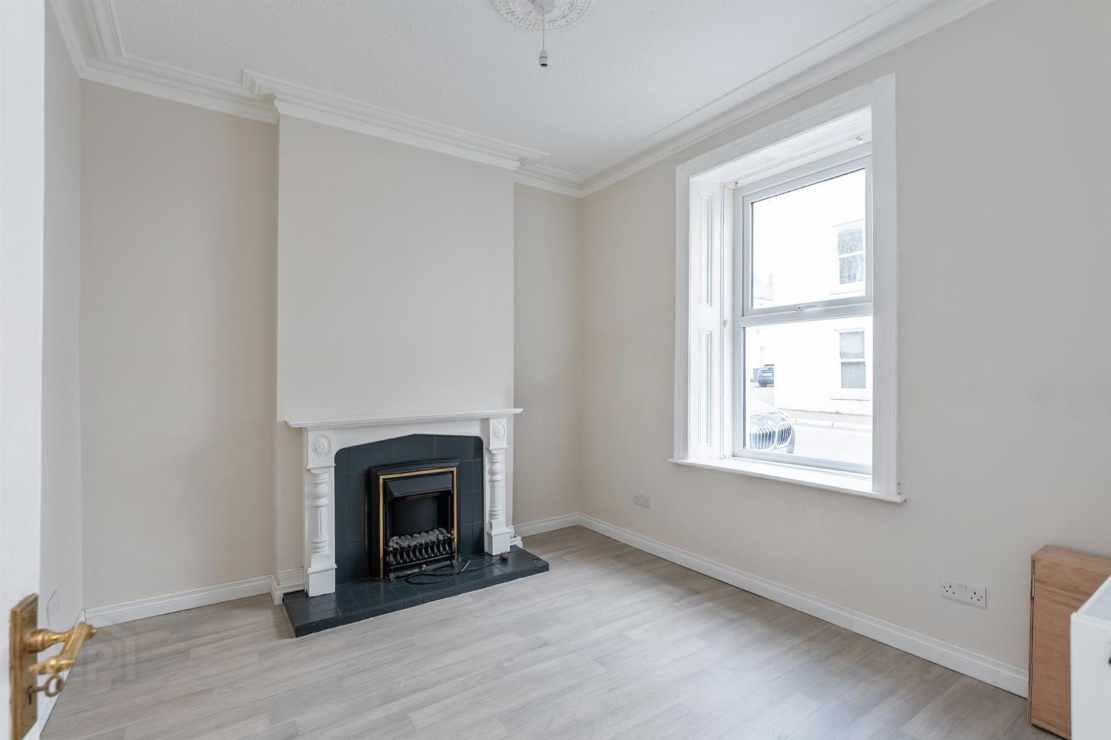48 James Street 4 of 21