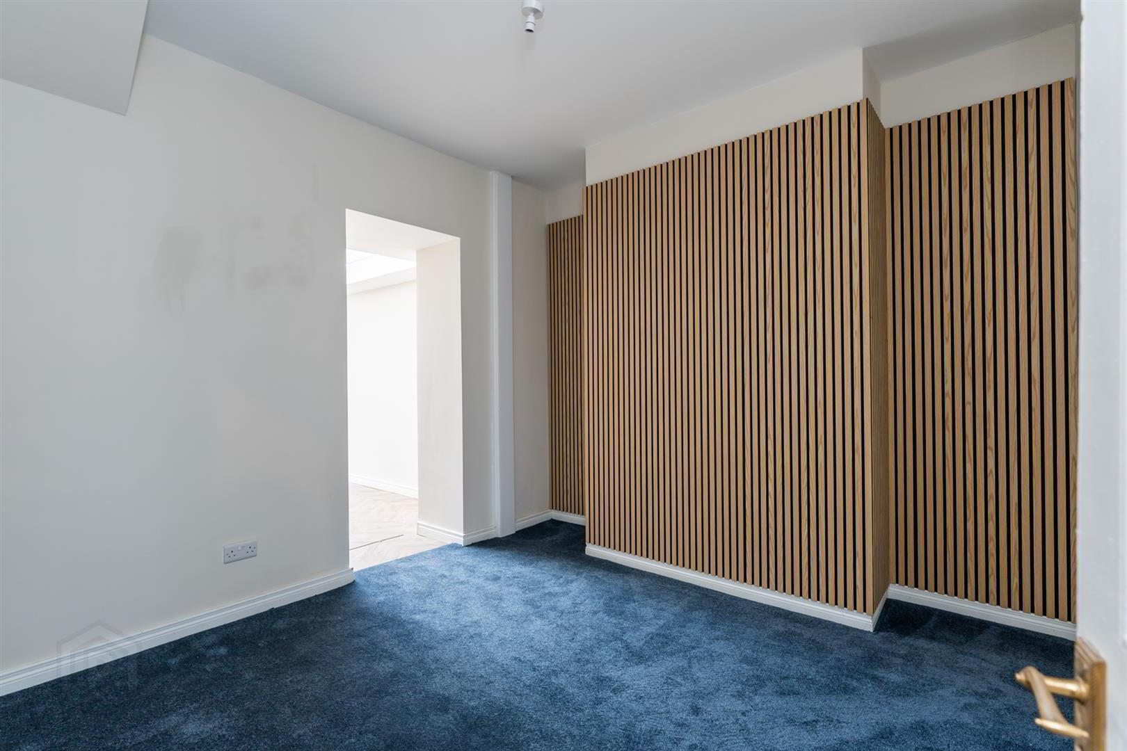 48 James Street 6 of 21