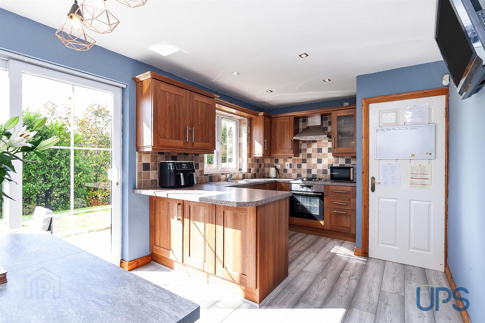 79 Lagmore Glen 8 of 33