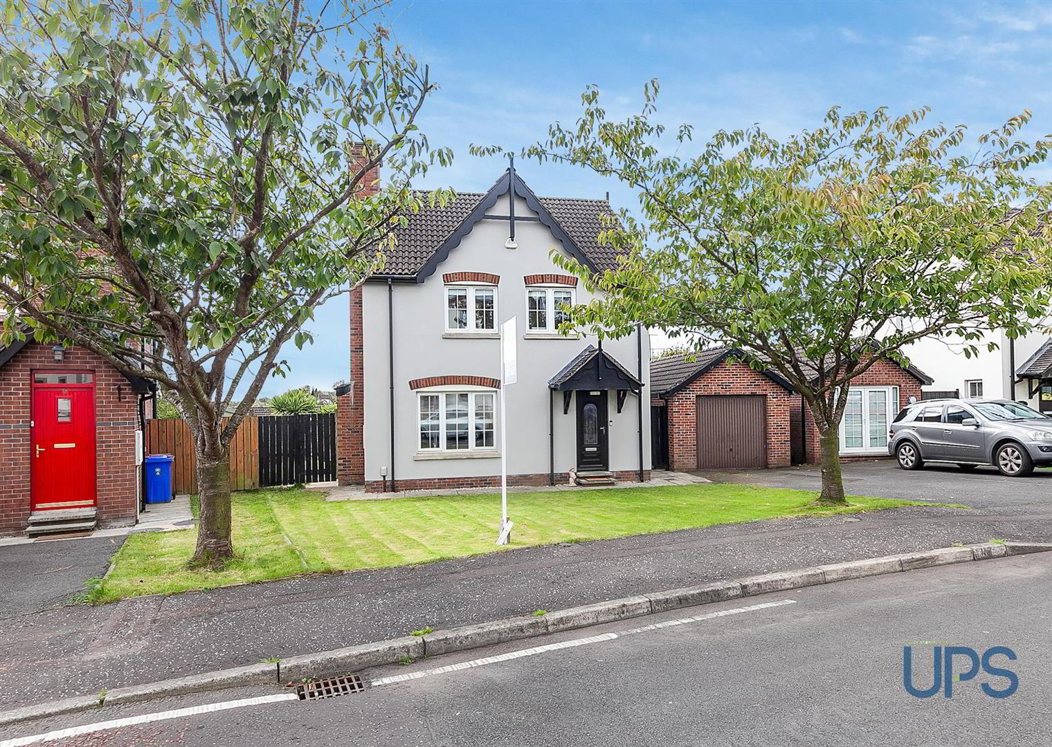 79 Lagmore Glen 1 of 33