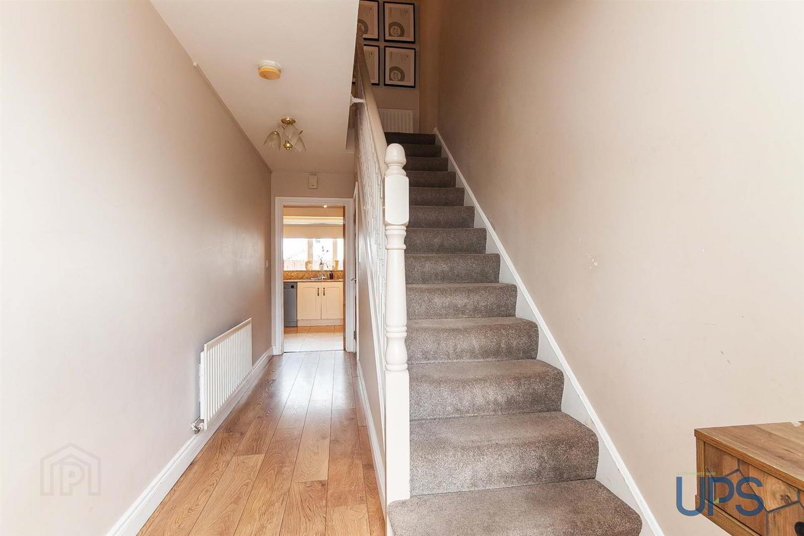 12 Mayfield Square 3 of 34