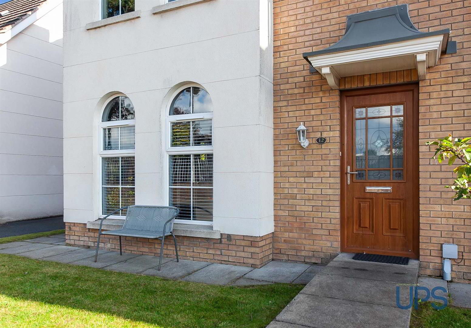 12 Mayfield Square 2 of 34