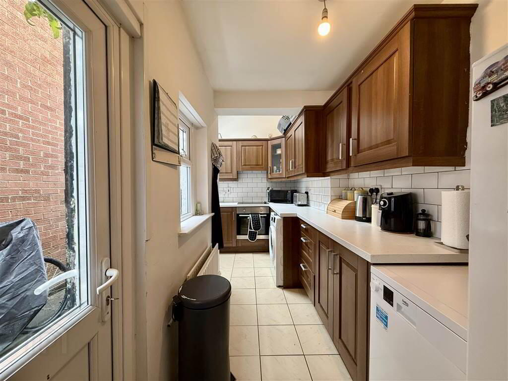74 Hatton Drive 5 of 11