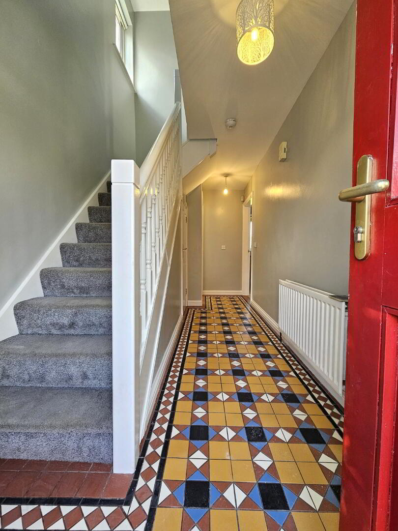 25 Carnbeg Avenue 3 of 16